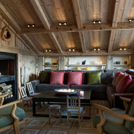 Chalet Raffine Avec Chambres Luxueuses Et Services Inclus - Fr-1-564-62 * Куршевель