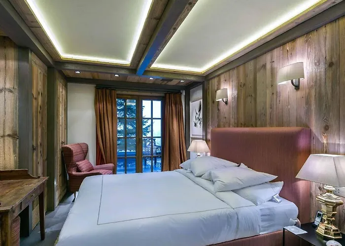 Chalet Raffine Avec Chambres Luxueuses Et Services Inclus - Fr-1-564-62 شاليه كورشوفيل